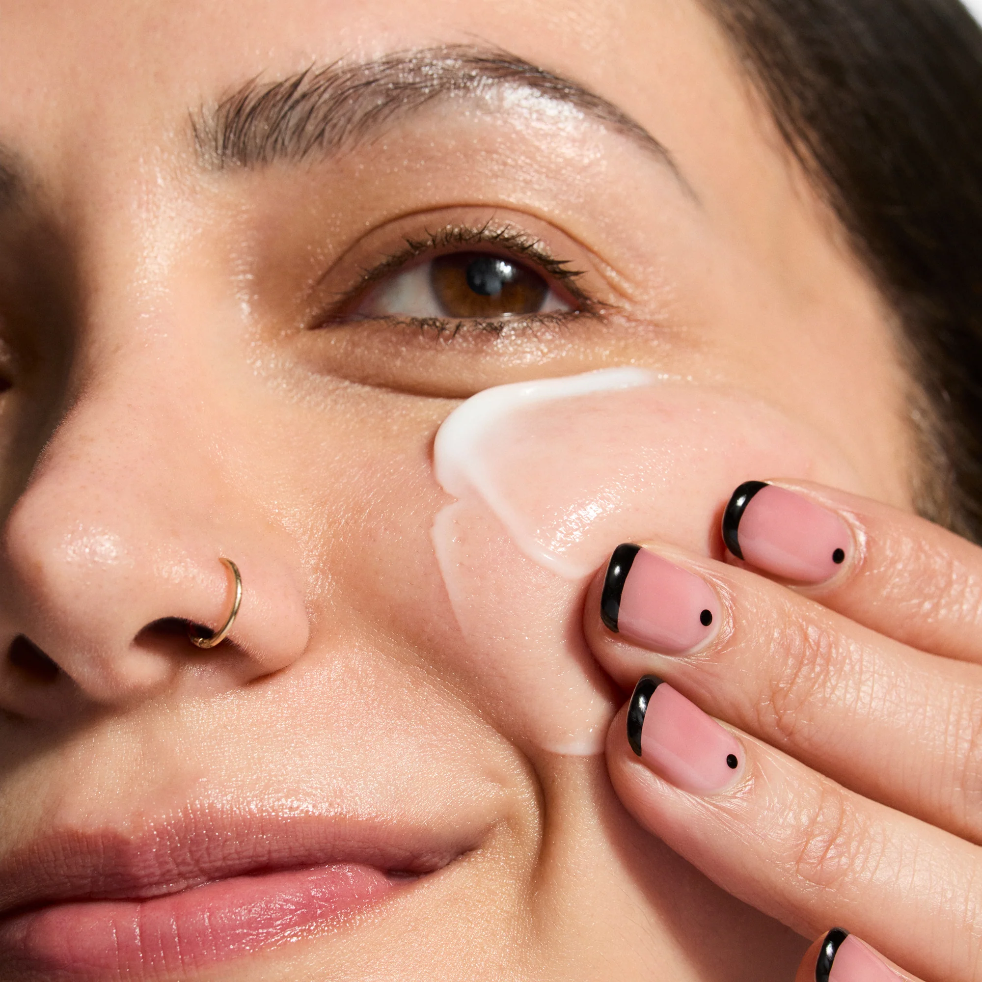 Oily Blemish-Prone Skin Routine - Image 9